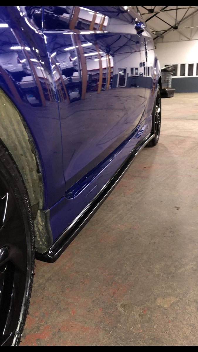 Ford Fiesta Mk7 Zetec S / ST Side Skirt Extensions ES DESIGN ...